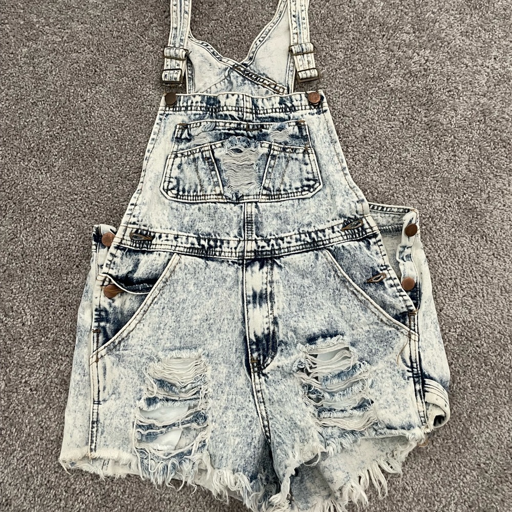 Like new overalls